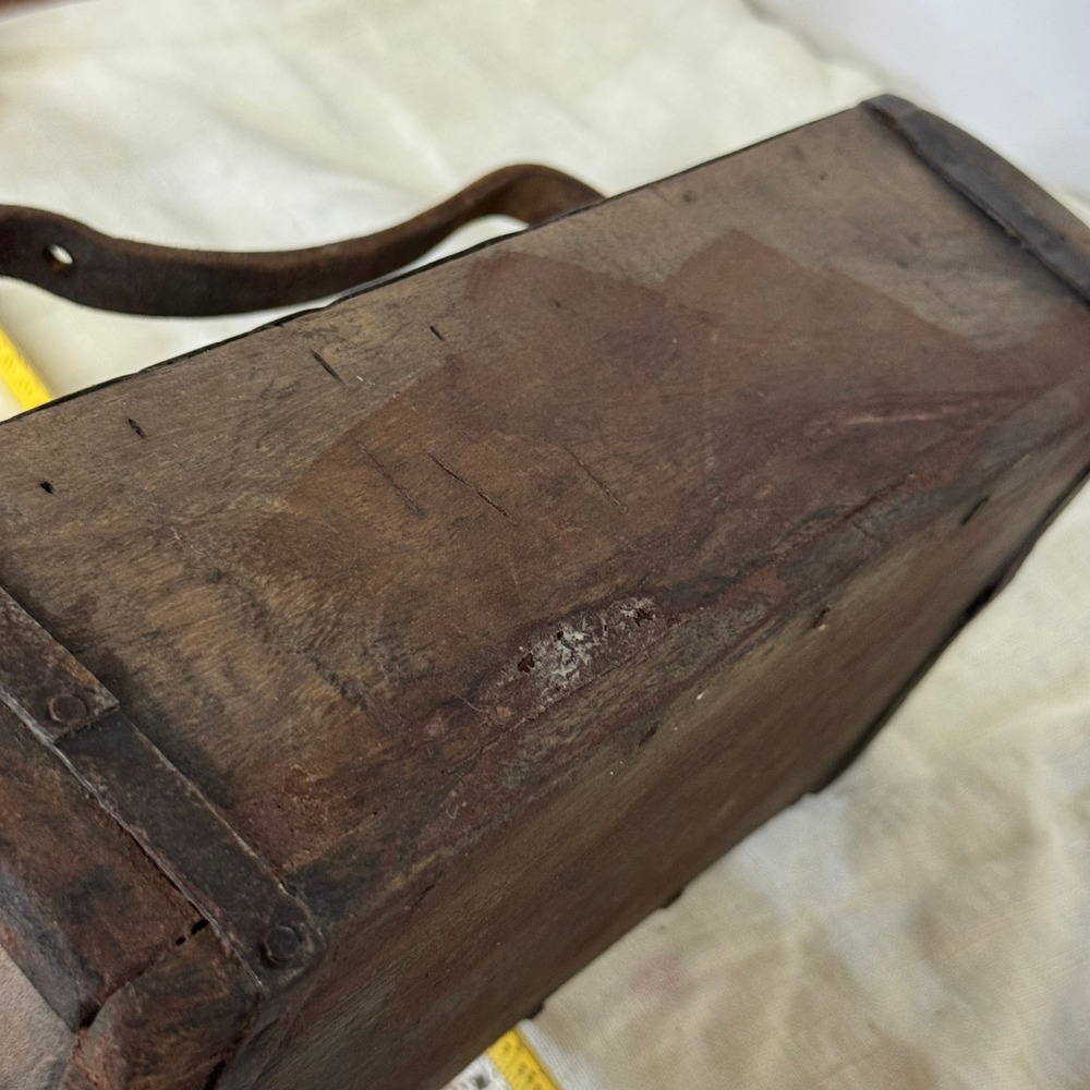 Antique Primitive Wooden Tool Caddy Rustic Garden Trug Leather Handle Iron Strap - Picture 8 of 8